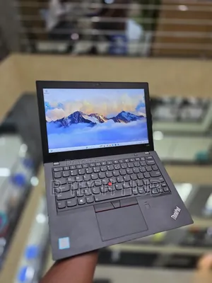 Laptop Lenovo ThinkPad X280 8GB Intel Core i5 SSD 256GB
