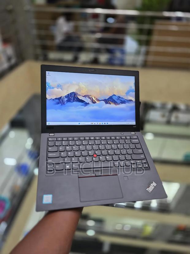 Laptop Lenovo ThinkPad X280 8GB Intel Core i5 SSD 256GB - thumbnail 2