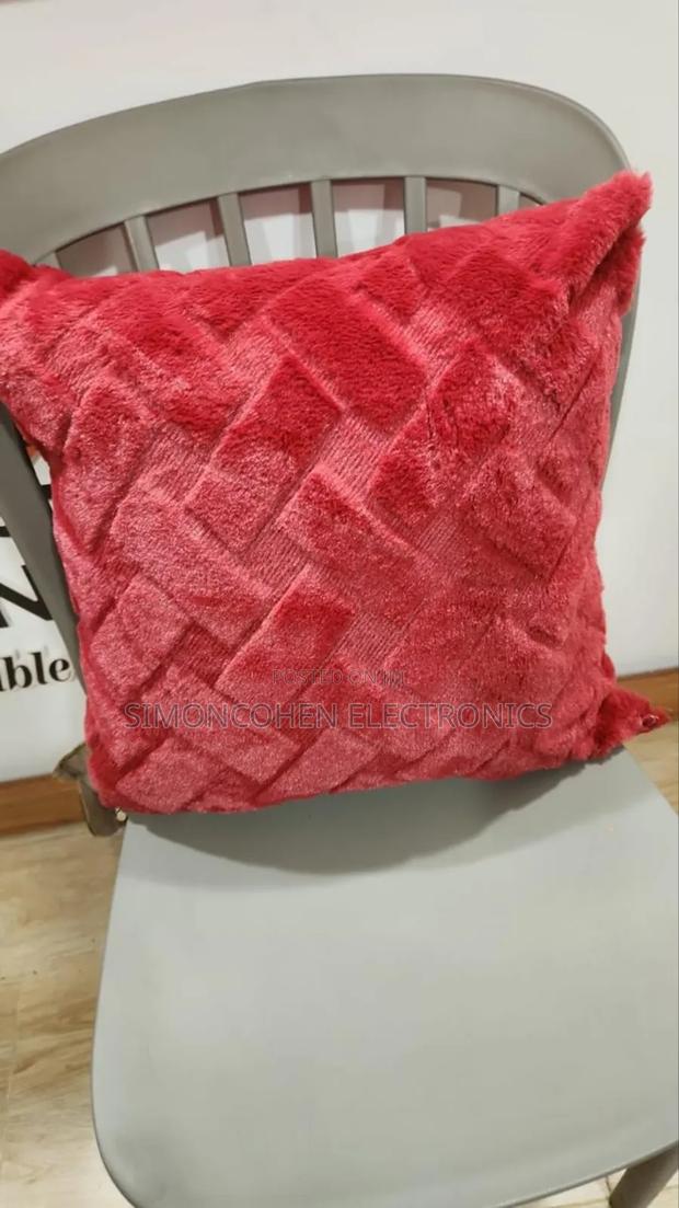 Smooth Throw Pillow Covers - thumbnail 4