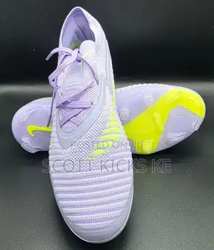 Nike Phantom Firm Ground Cleats 
