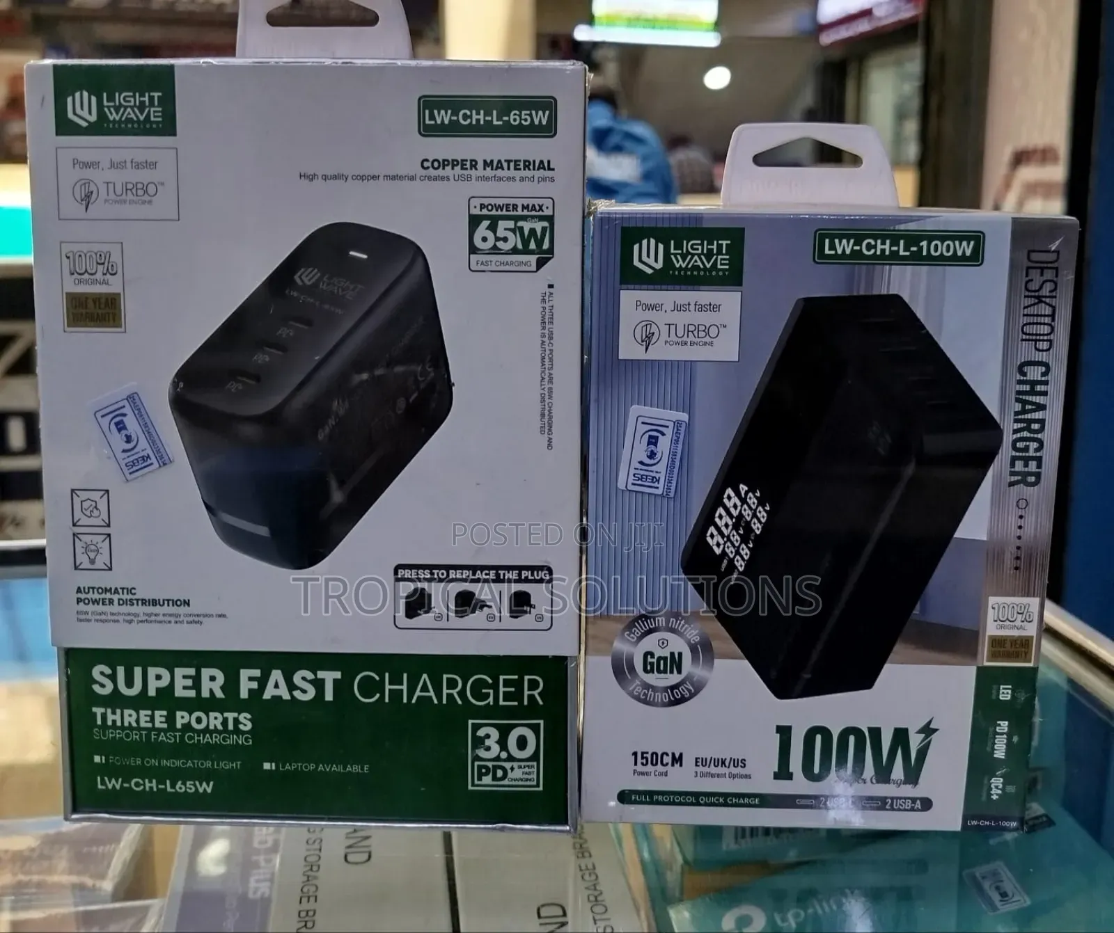 Light Wave Supper Fast Charger 3-Port 65w