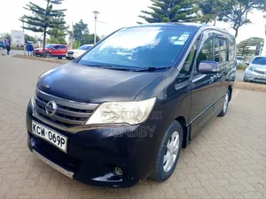 Nissan Serena 2011 Purple