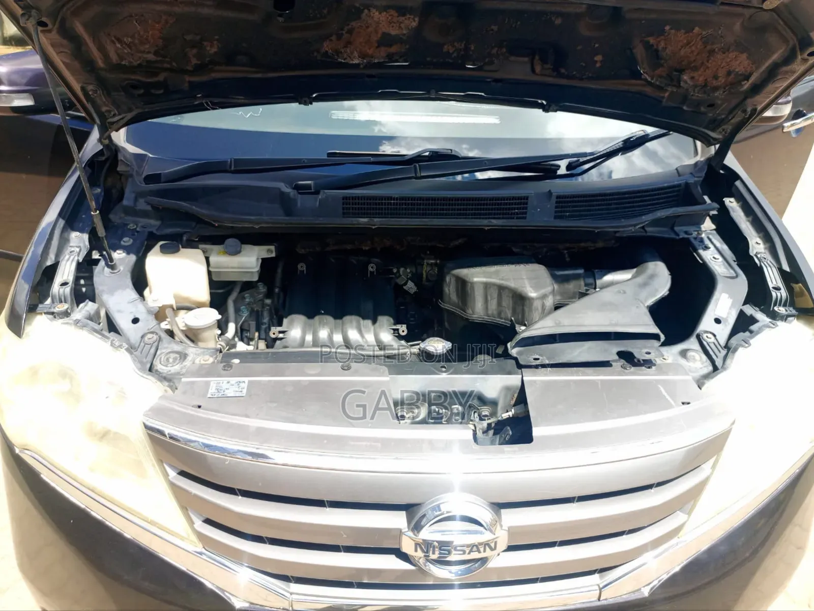 Nissan Serena 2011 Purple