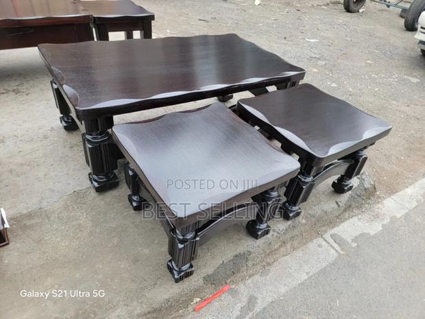 Classic Mahogany Coffee Table - main view