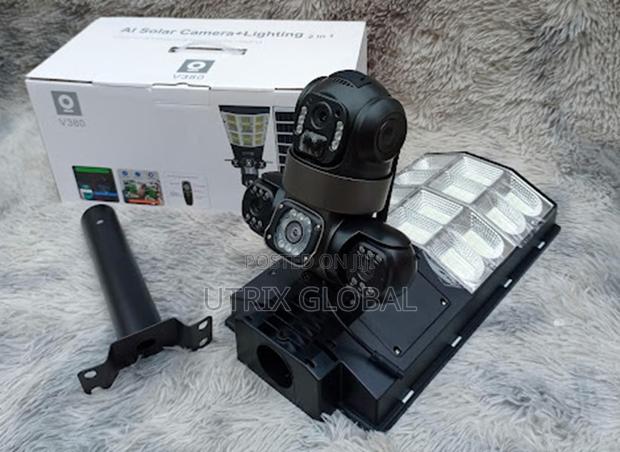 V380 Triple Lens Solar 4g Camera With Floodlight