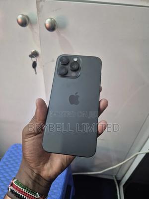 Apple iPhone 15 Pro Max 1 TB Gray - main view