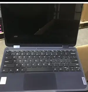 Laptop Lenovo 500e 8GB Intel Pentium SSD 128GB