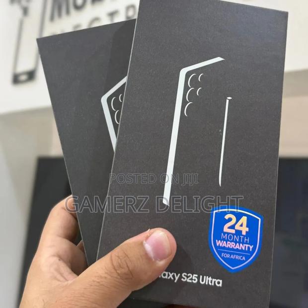 New Samsung Galaxy S26 Ultra 5G 256 GB - main view