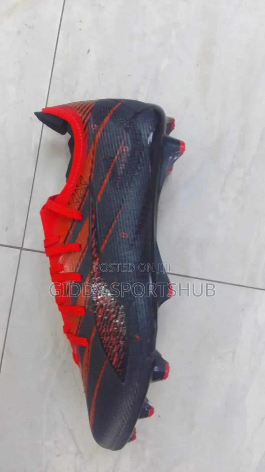 The Puma Ultra 5 Carbon Fg Football Boot