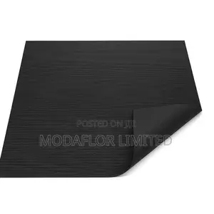 Ribbed Rubber Mat for Heavy Use