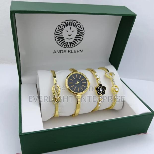 4 in 1 Ladies Set - main view