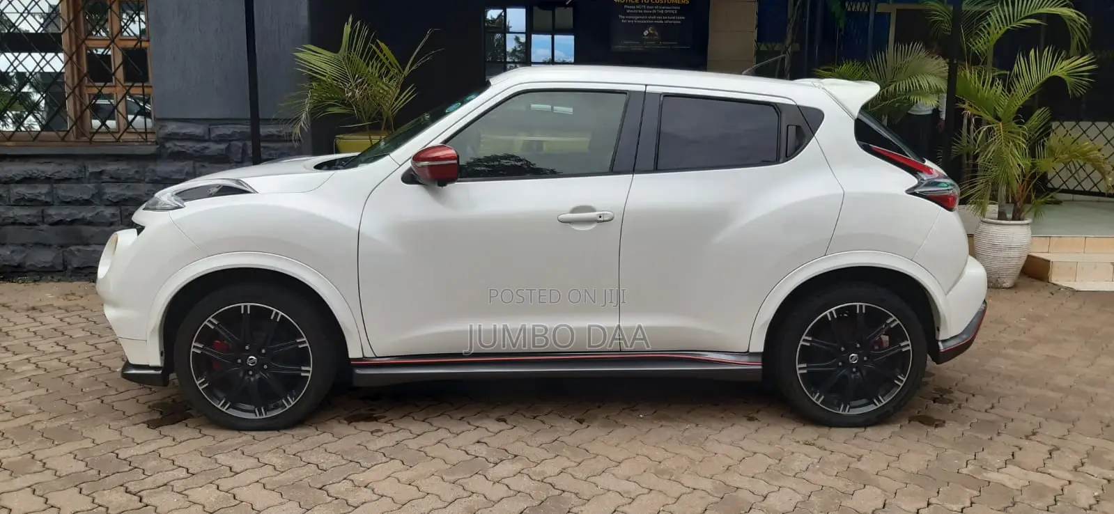 Nissan Juke NISMO RS 4dr Hatchback (1.6L 4cyl Turbo 6M) 2015 White