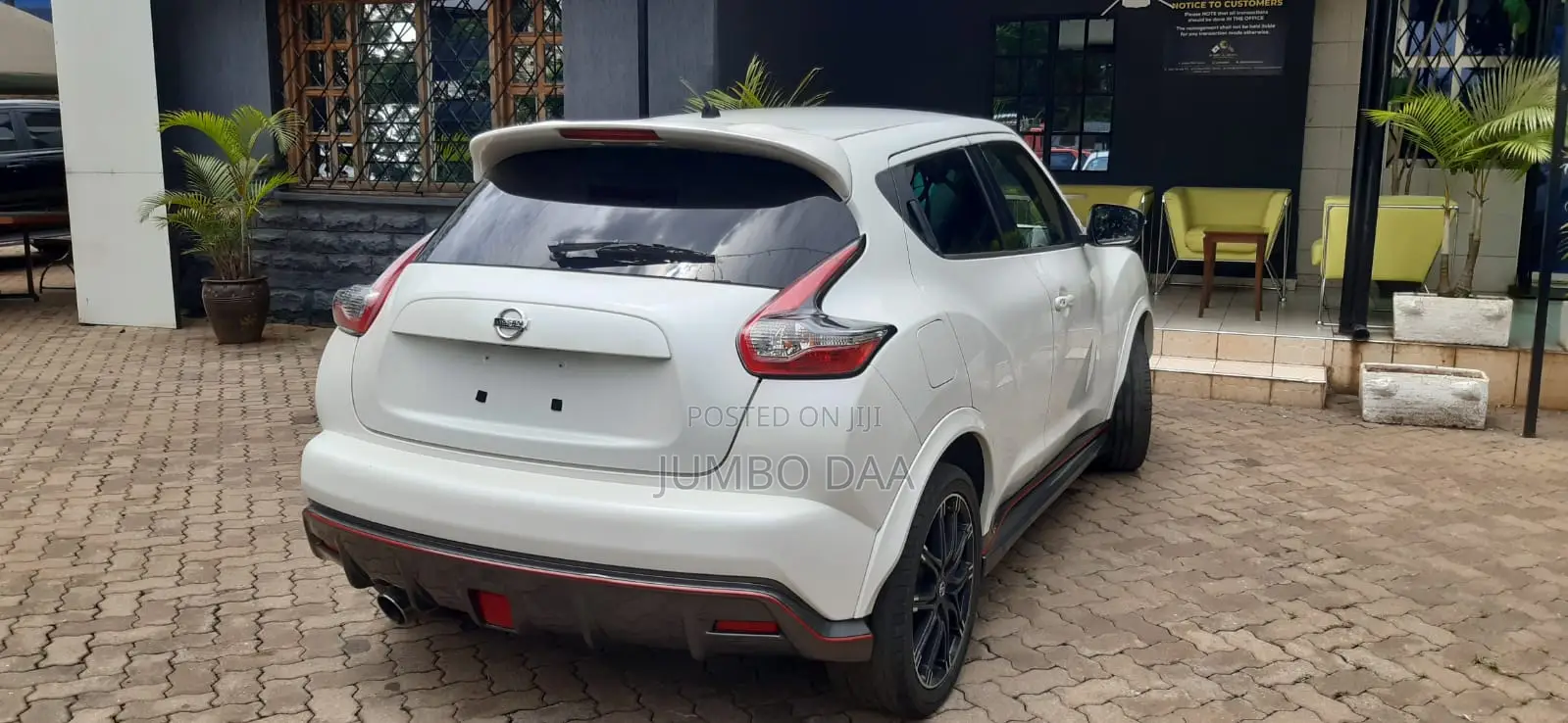 Nissan Juke NISMO RS 4dr Hatchback (1.6L 4cyl Turbo 6M) 2015 White