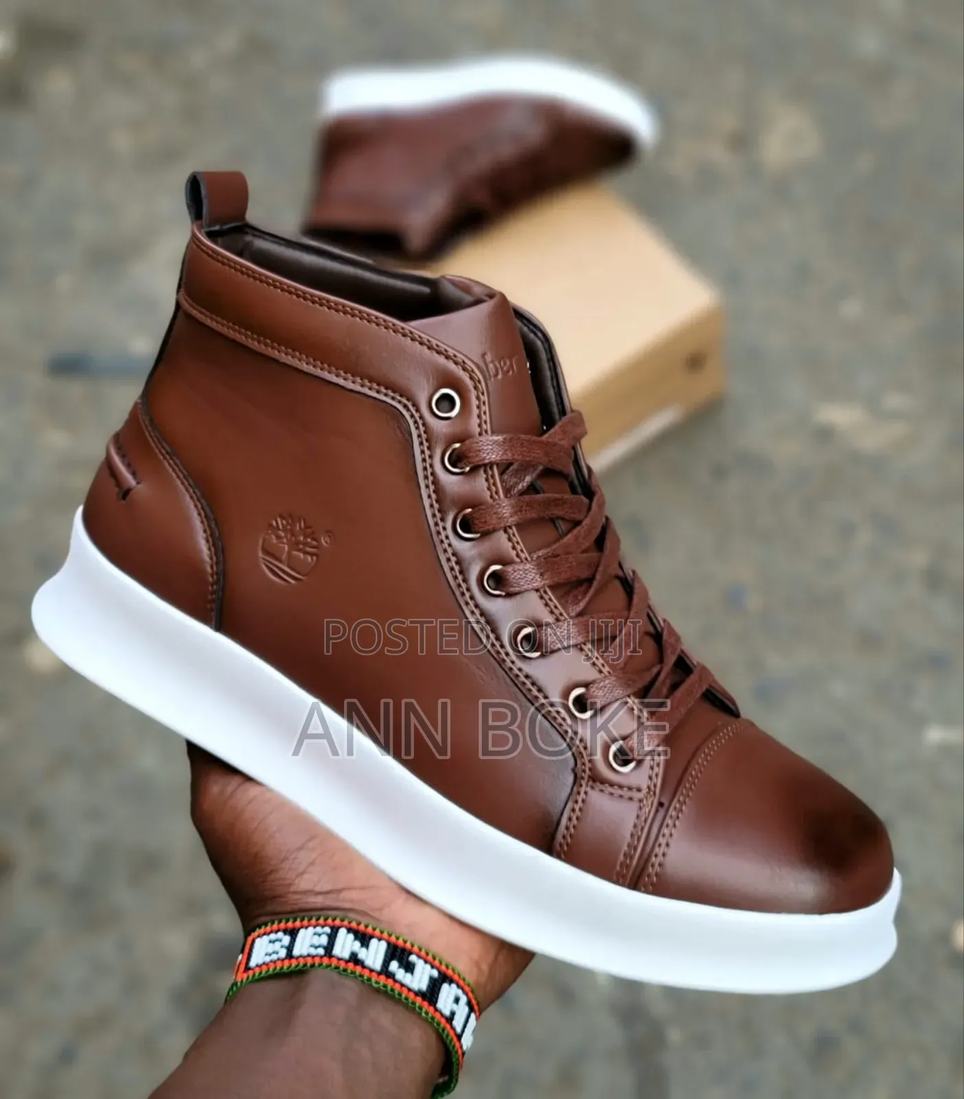Timberland Boot
Sizes:40-45
 Quality