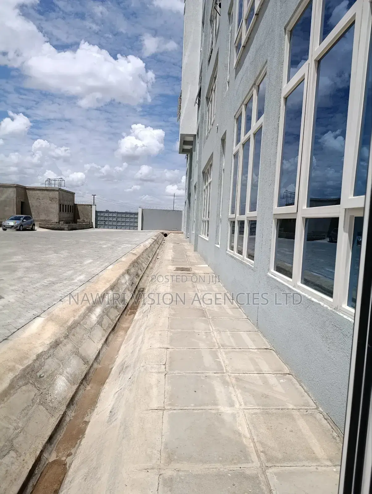 Office Space to Let Along Eastern Bypass.