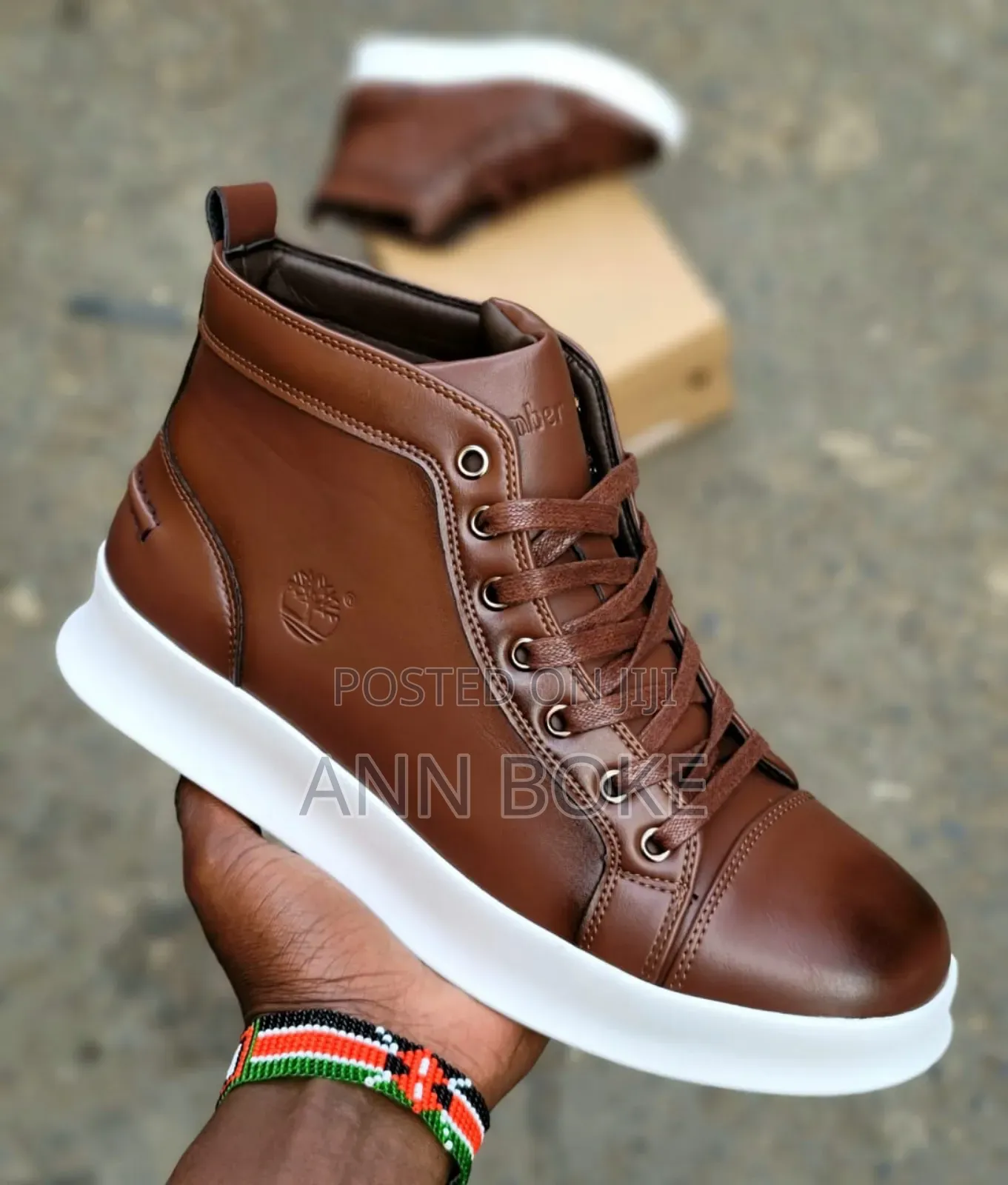 Timberland Boot
Sizes:40-45
 Quality