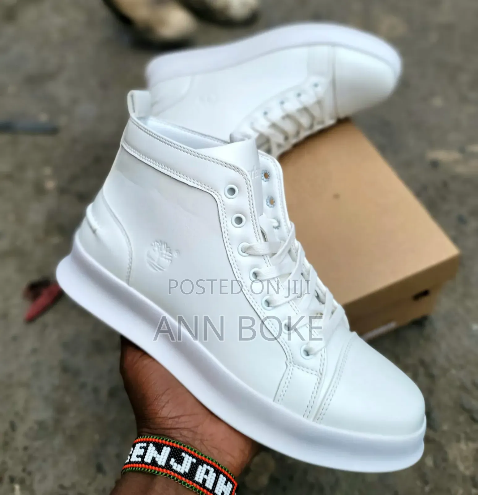 Timberland Boot
Sizes:40-45
 Quality