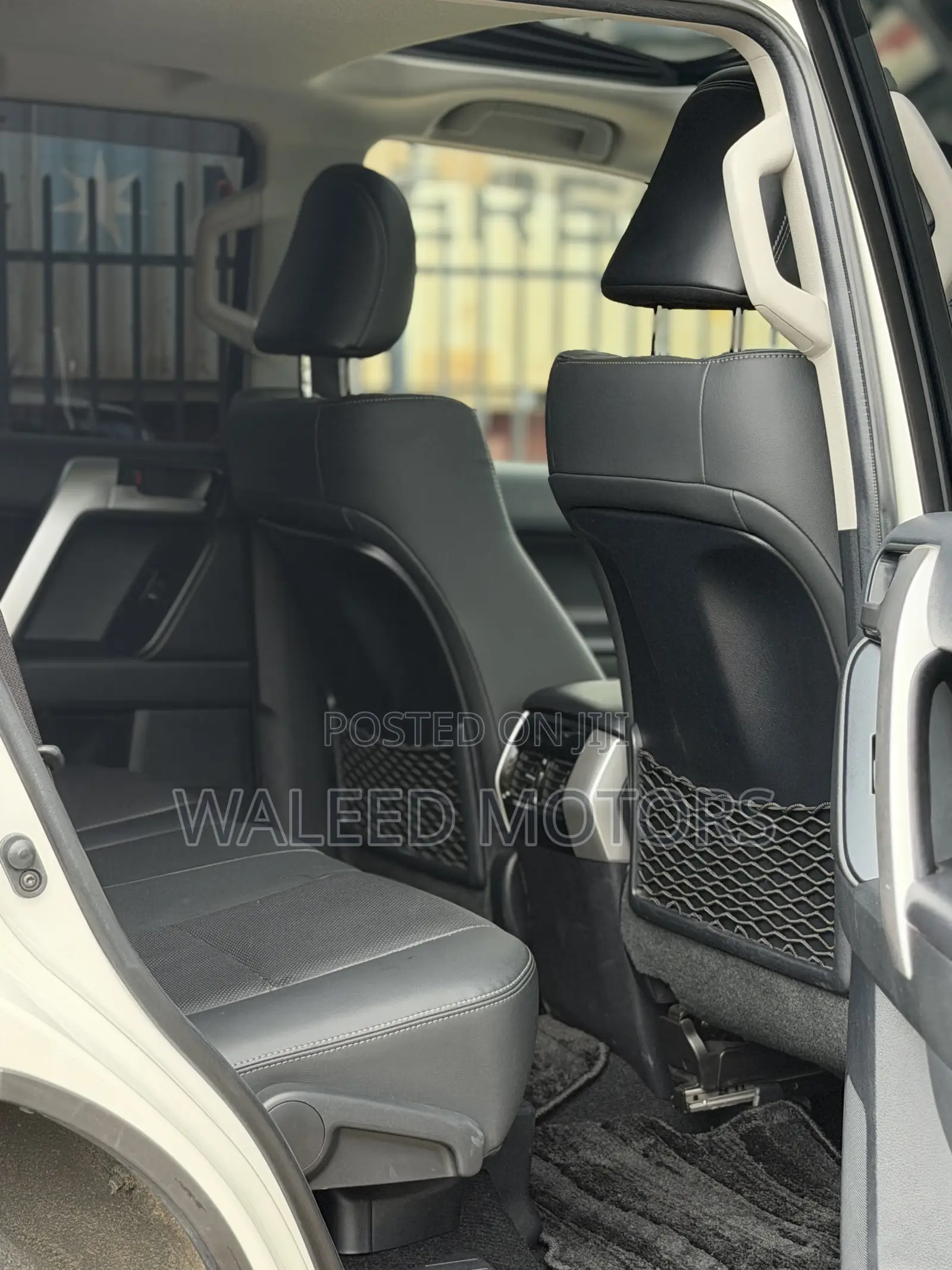 Toyota Land Cruiser Prado 2.7 2022 White