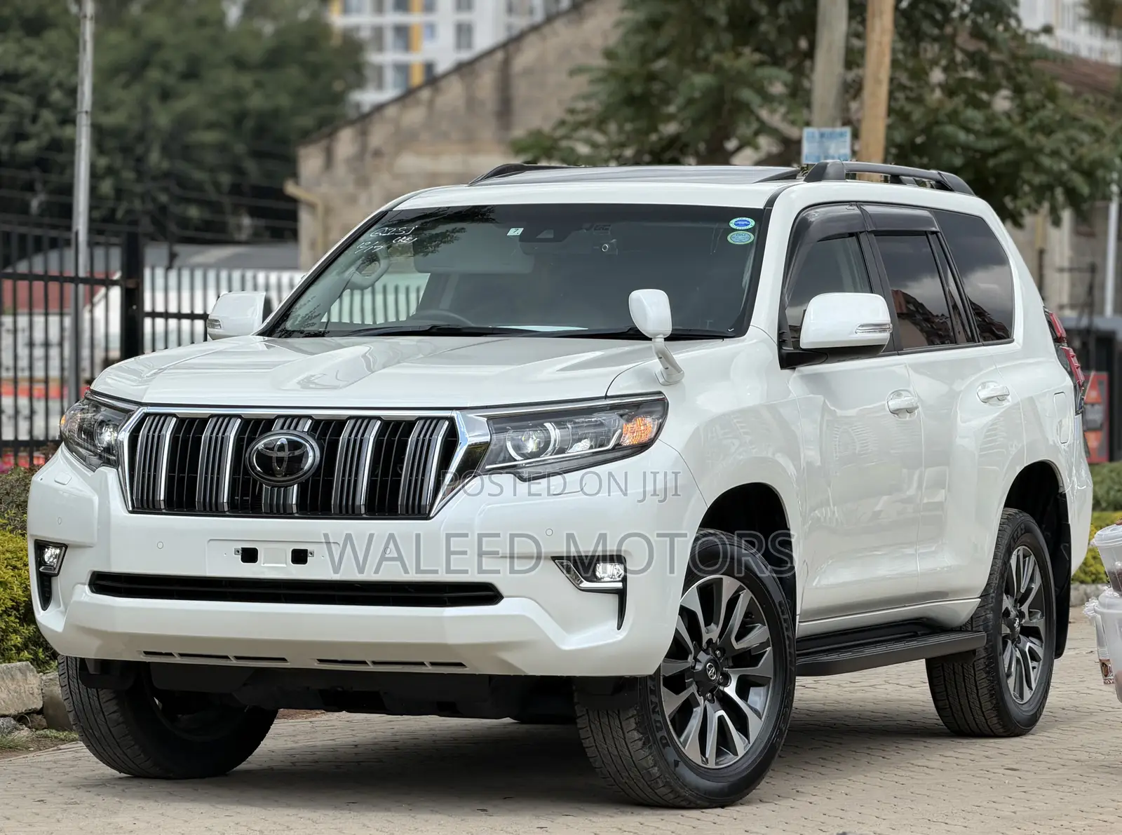 Toyota Land Cruiser Prado 2.7 2022 White