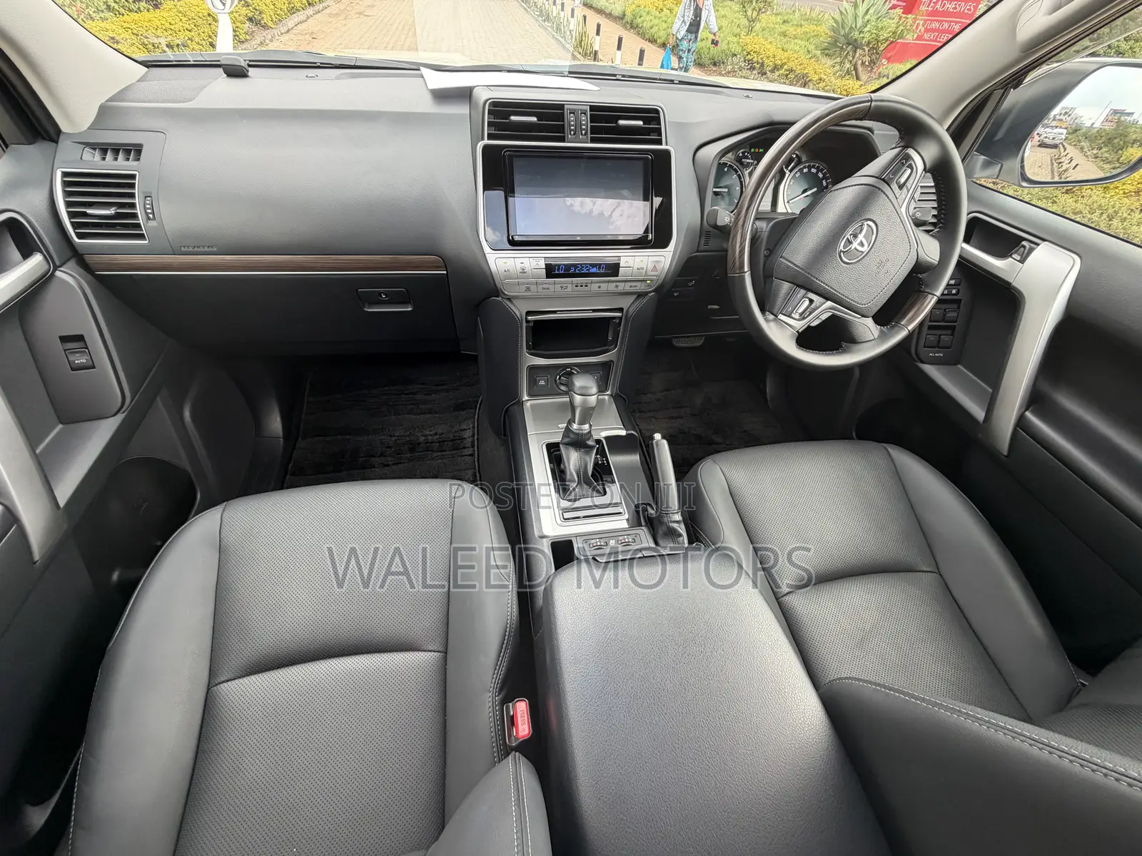 Toyota Land Cruiser Prado 2.7 2022 White