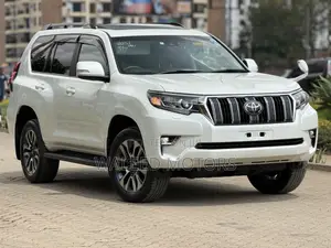 Toyota Land Cruiser Prado 2.7 2022 White