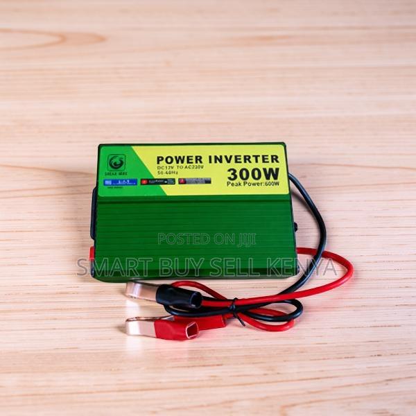 Solar Max 300w Dc to Ac Conversion Automotive Solar Power Inverter