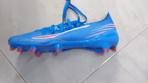 The Puma Ultra 5 Carbon Fg Football Boot Royal 