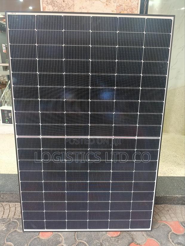 Solarmax Solar Power 550w Monocrystalline Solar Panel - main view