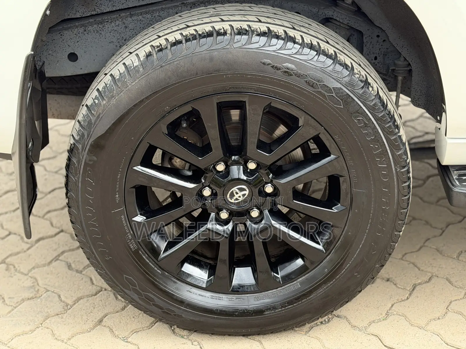 Toyota Land Cruiser Prado 2.8 2021 Pearl