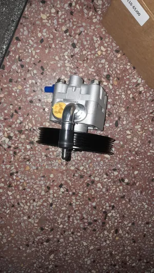 Suzuki Escudo J20a Power Steering Pump