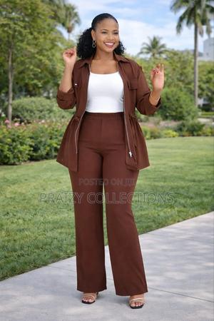 Classy Three-Piece Linen Set - thumbnail 2