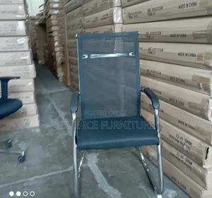 Office Guest Seat With Handle and Mesh Back
