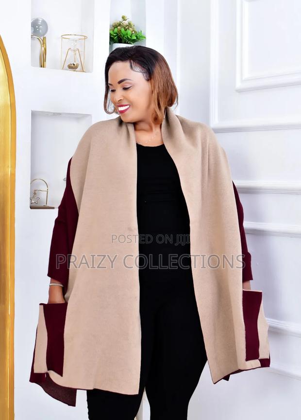 Stylish 2 Colors Ponchos With Pockets - thumbnail 7