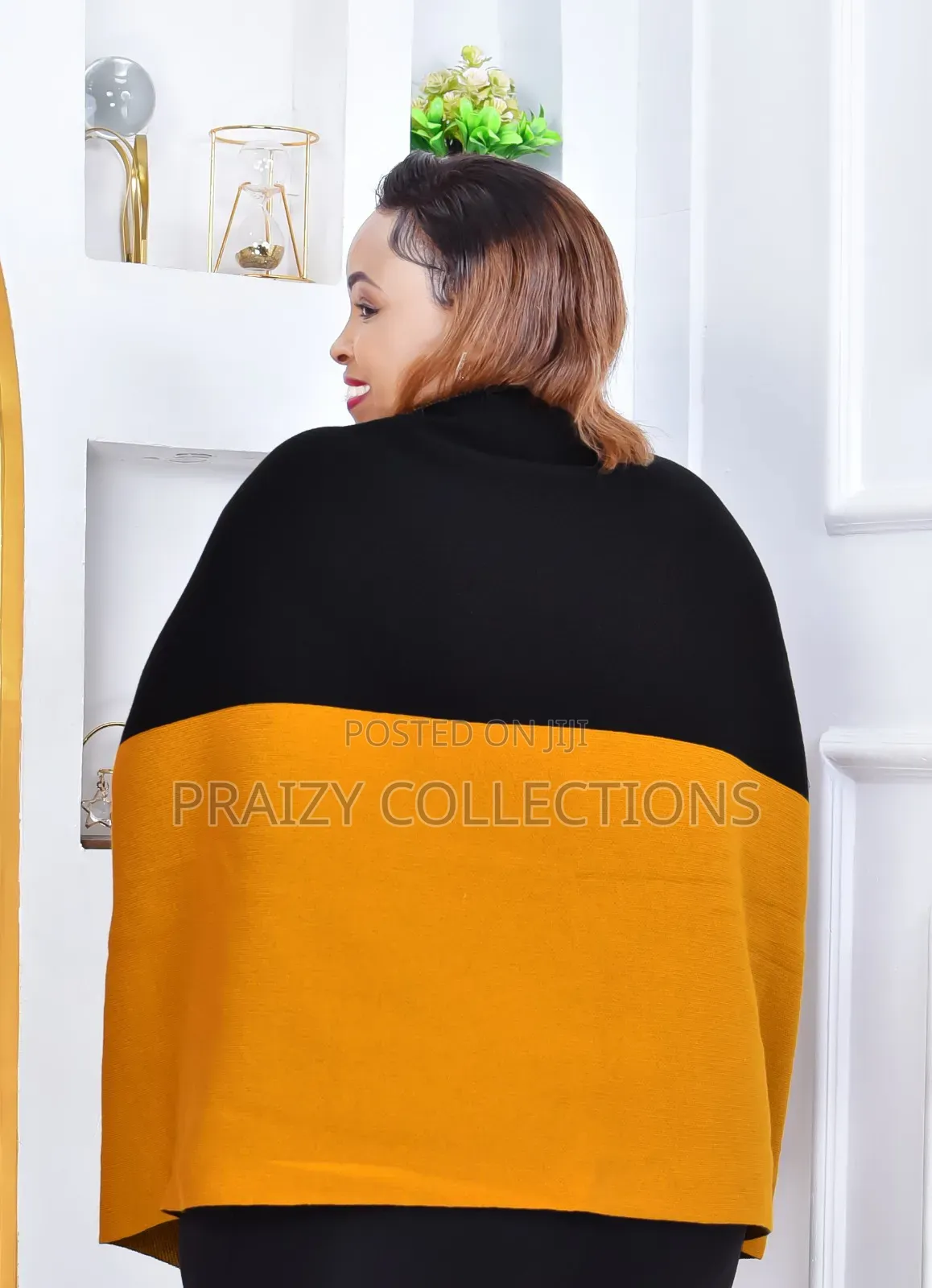 Stylish 2 Colors Ponchos With Pockets