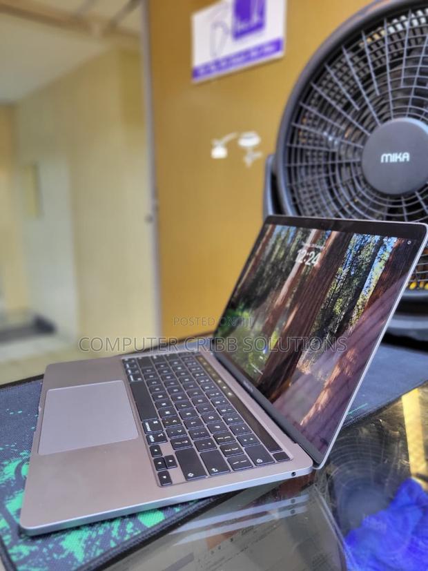 Laptop Apple MacBook Pro 16GB Apple M2 SSD 512GB - thumbnail 3