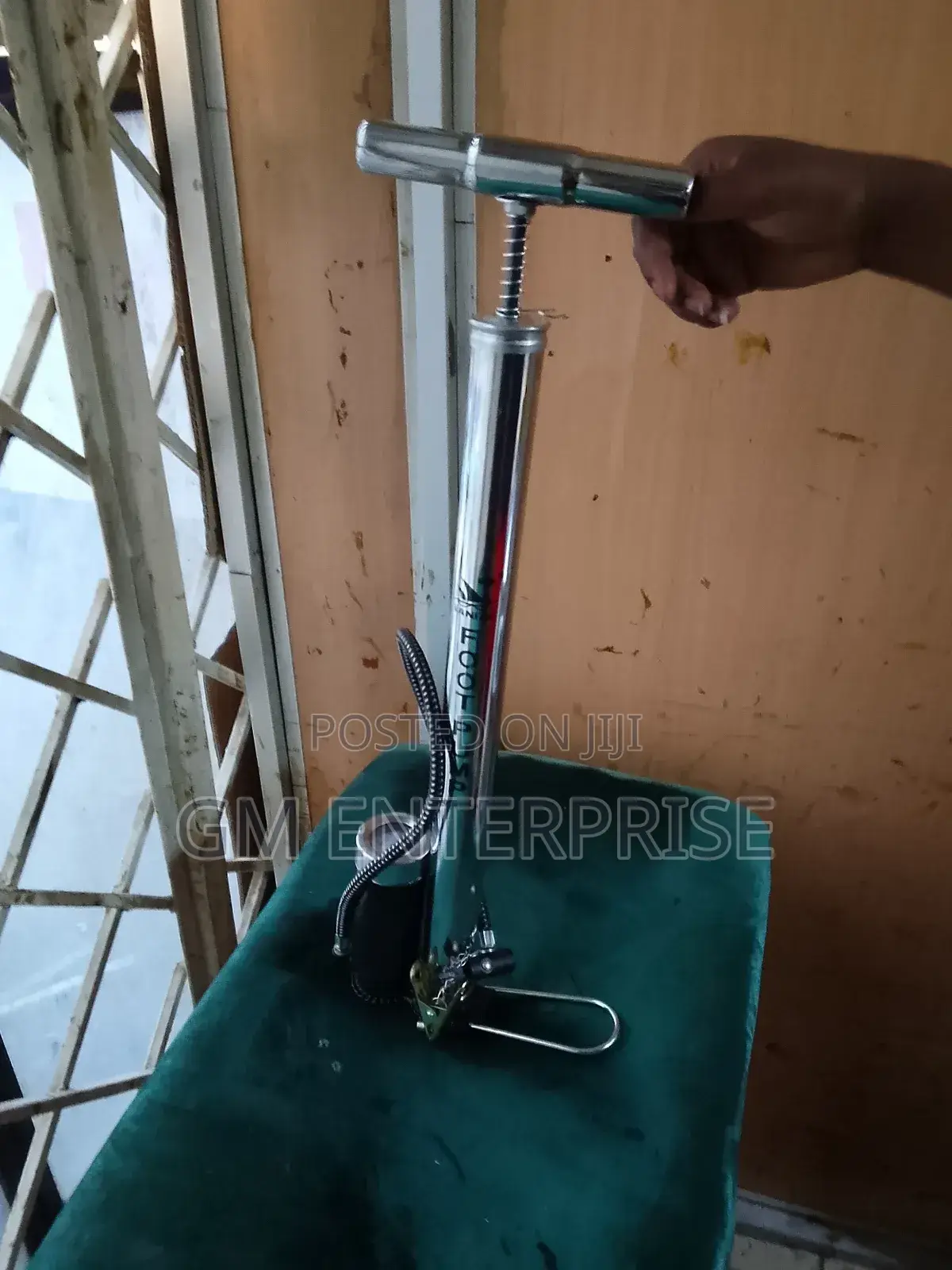 Foot Pump With Meter Guage