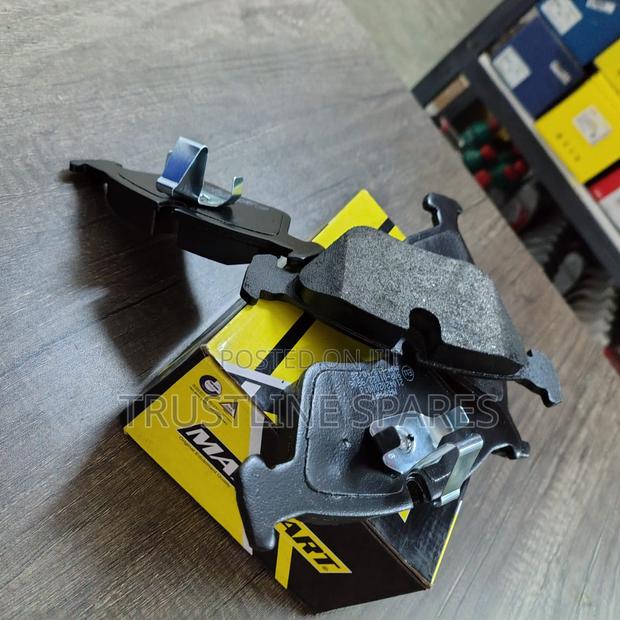 Maxpart Front Pads for BMW E53 – Durable Performance Fit - main view