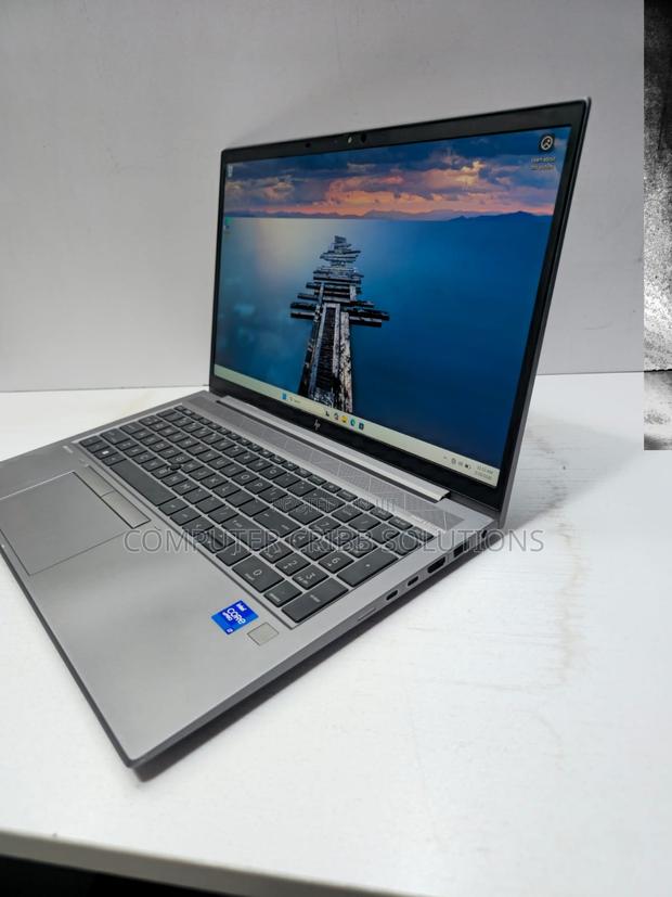 Laptop HP ZBook Firefly G8 16GB Intel Core i7 SSD 512GB - thumbnail 3