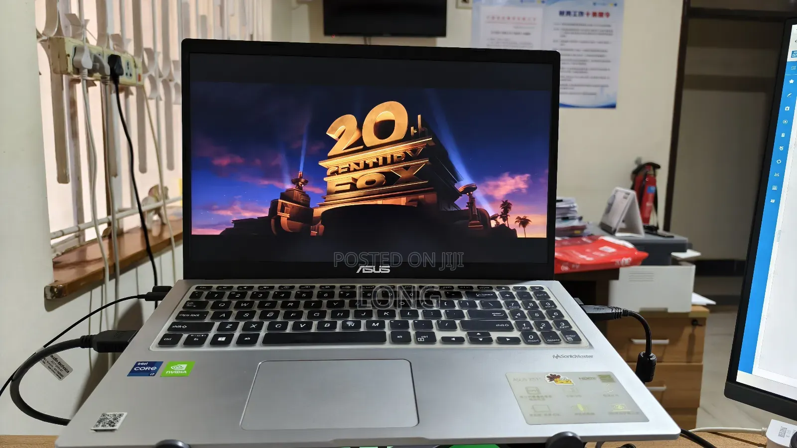 Laptop Asus VivoBook 15 X510UQ 12GB Intel Core i7 HDD+SSD 1.5T