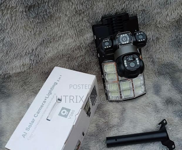 V380 Wireless 4g Solar Triple Lens Cctv