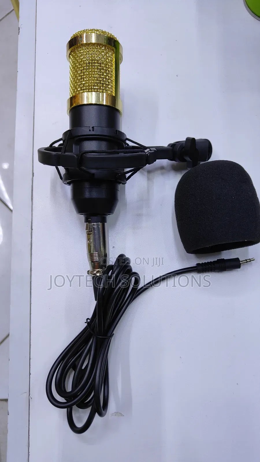 V8 Condenser Microphone