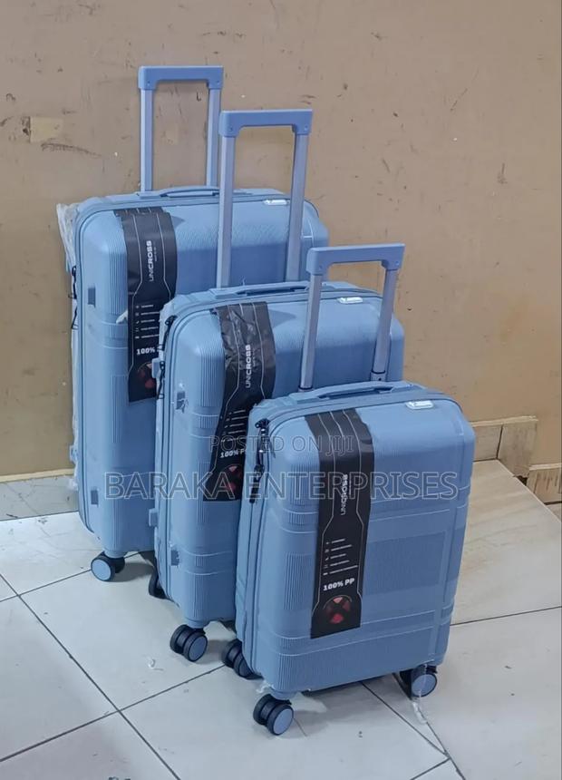 *3 in 1 Unbreakable Pp Suitcase* - main view