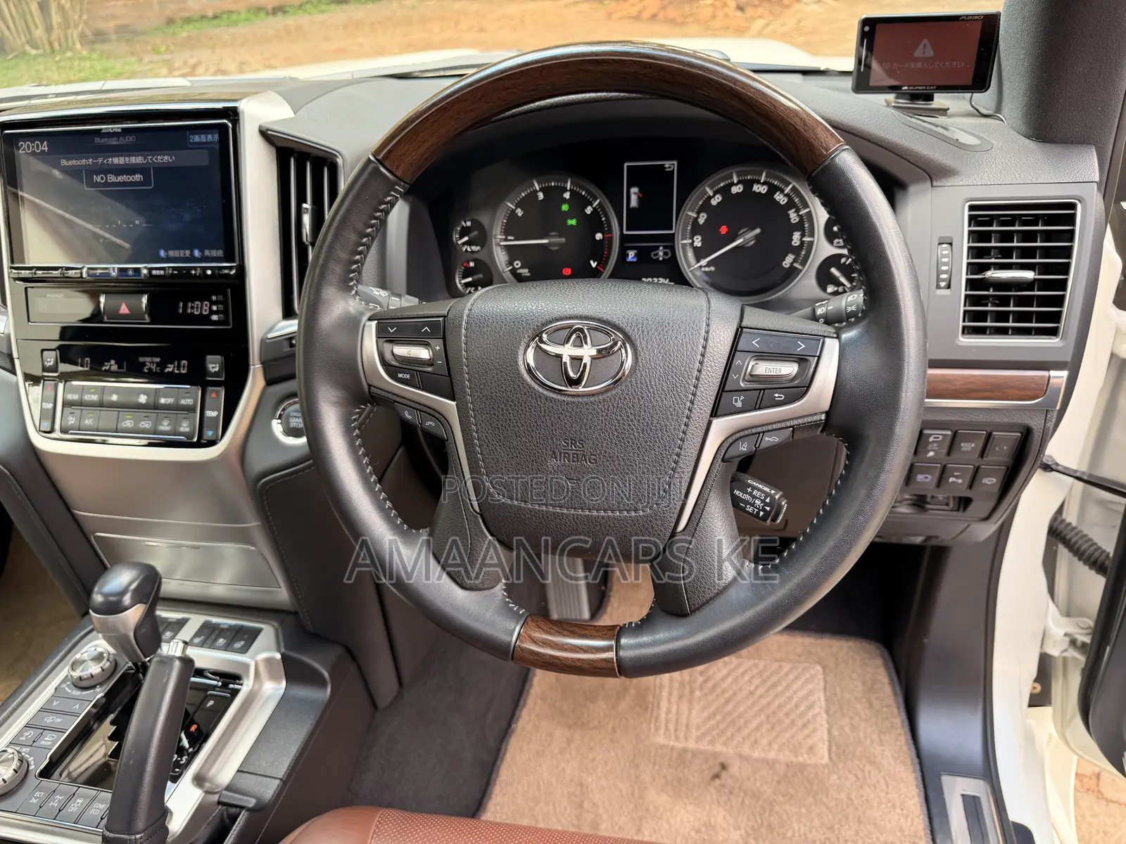 Toyota Land Cruiser 4.6 V8 ZX 2020 White
