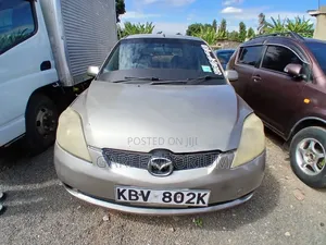 Mazda Demio 2007 Gold