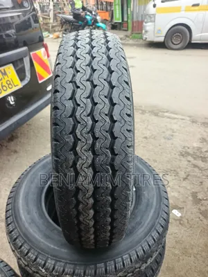 Maxxis Tires Sizes 195r15c Made In Thailand.