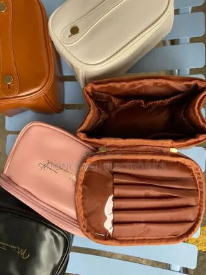 Retro Toiletries Bag