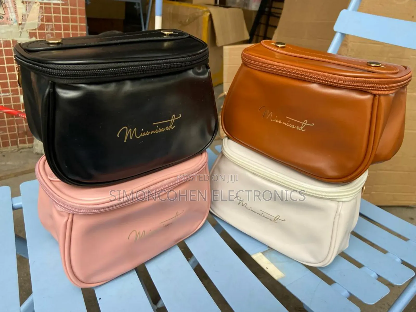 Retro Toiletries Bag