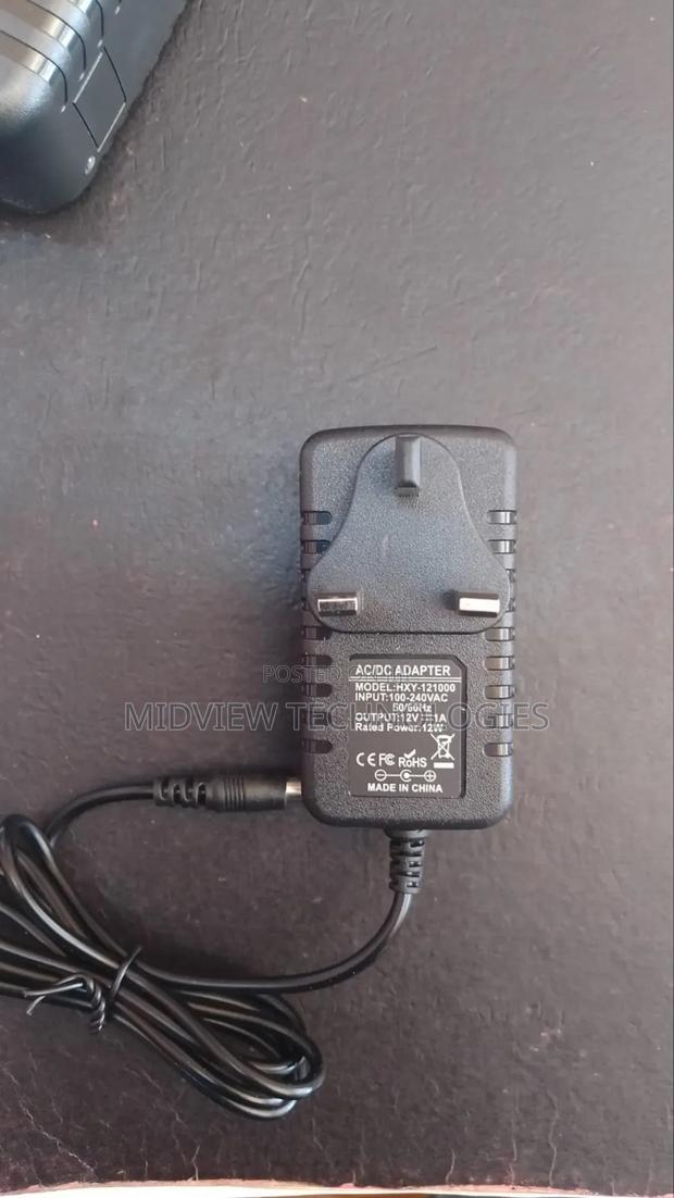 Adapter 12v 1a - main view