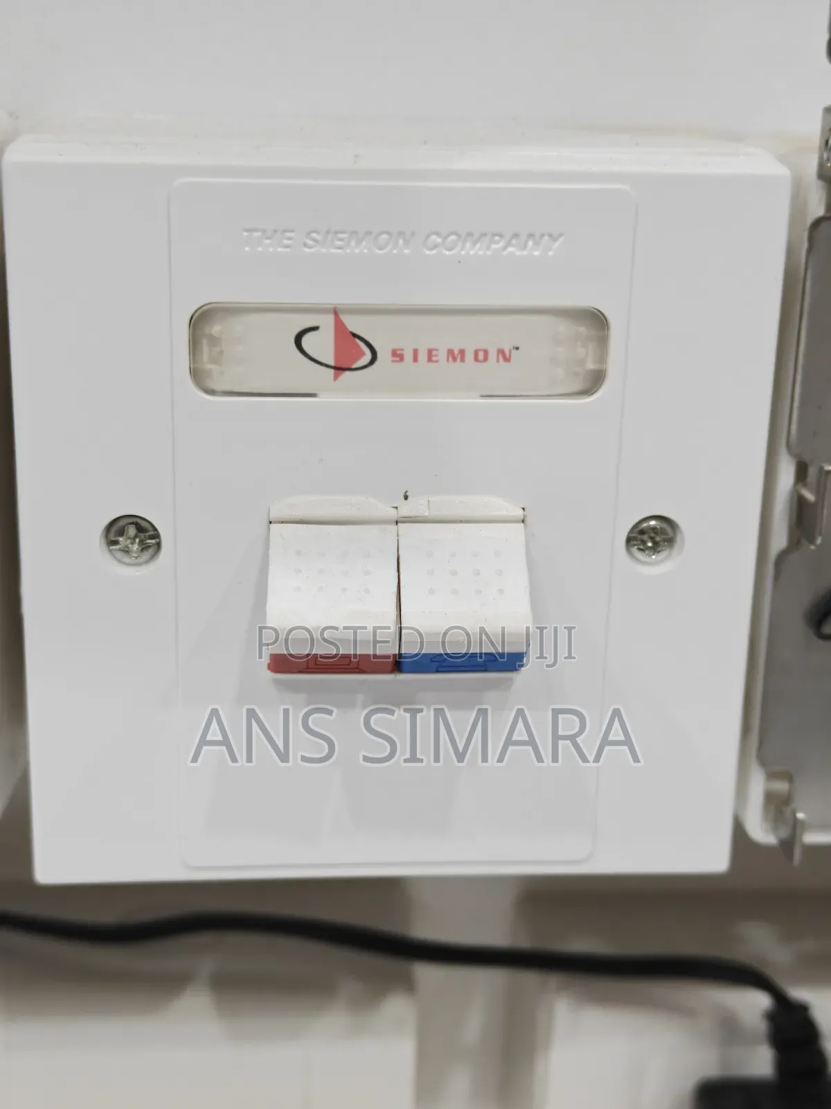 Siemon Dual-Port Networking Faceplate