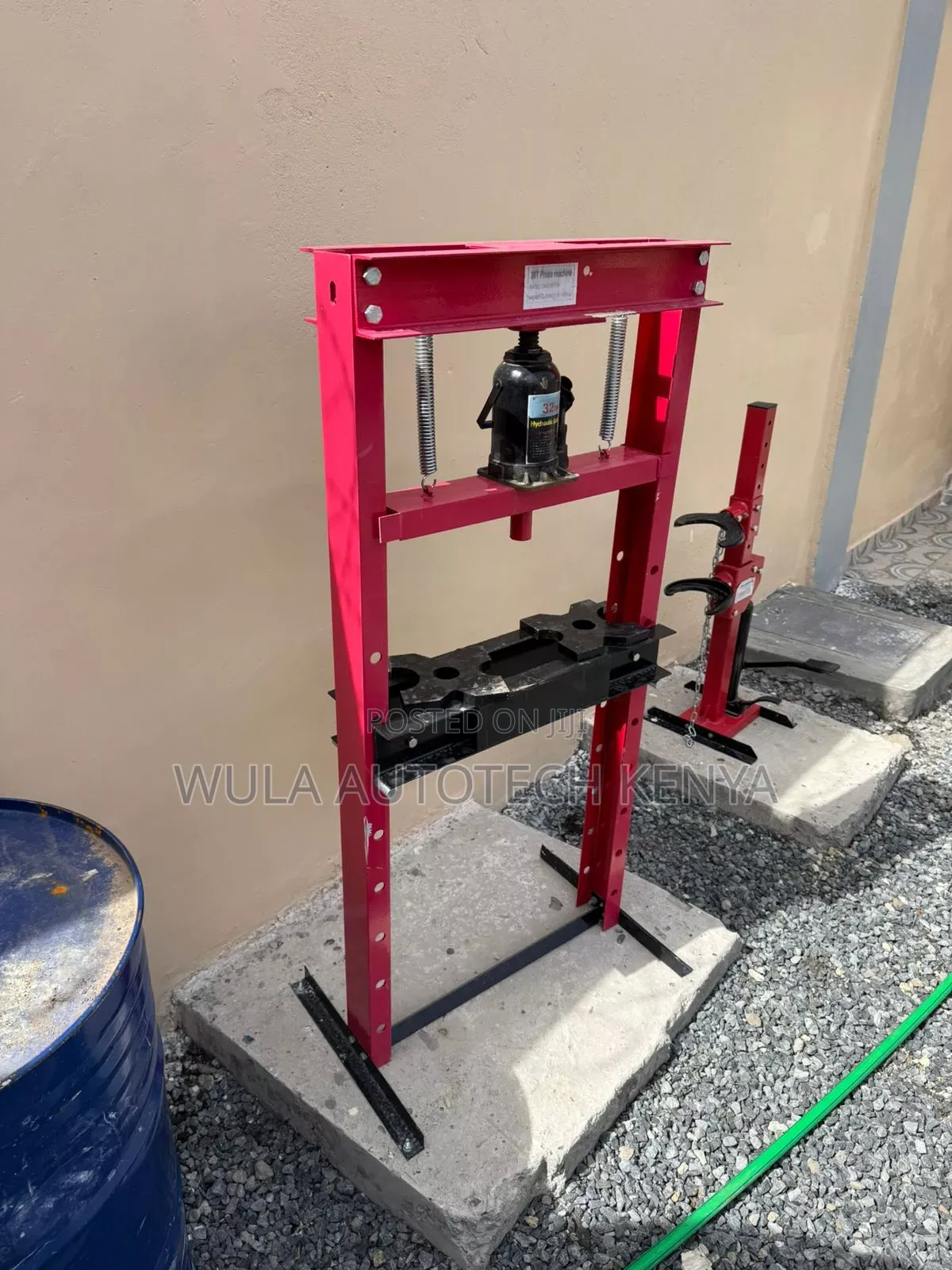 High Dense Metal Pressing Machine 30t Sunshine Italy